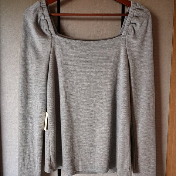 NWT a.n.a. Square Neck Ribbed Knit Top–Heather Gray Soft Romantic Long Sleeve L - Picture 3 of 11